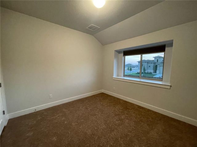 248 Tanda LN, Hutto, TX 78634