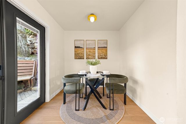 148 NW 59th Street, Seattle, WA 98107