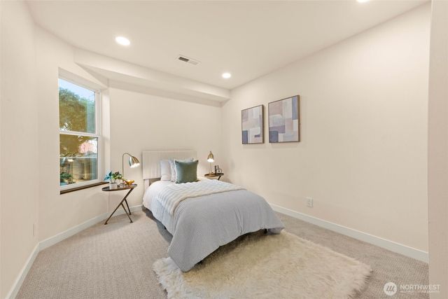 148 NW 59th Street, Seattle, WA 98107