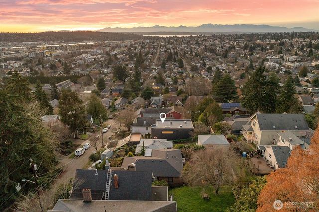 148 NW 59th Street, Seattle, WA 98107