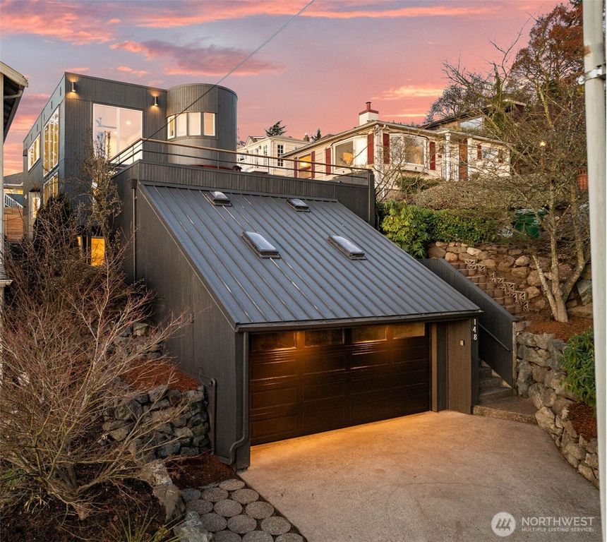 148 NW 59th Street, Seattle, WA 98107