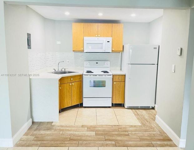 4275 NW South Tamiami Canal Dr 2-205, Miami, FL 33126