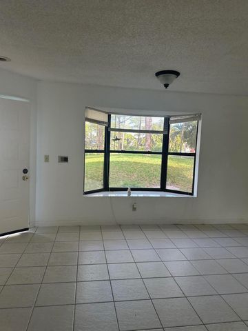 301 Harbour Pointe Way, Greenacres, FL 33413