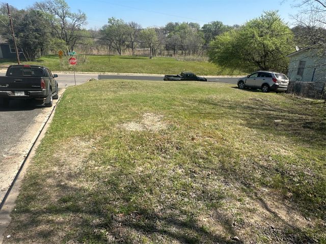 5003 Heflin LN, Austin, TX 78721