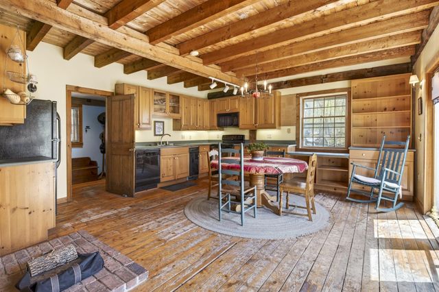 848 Mad Tom Road, Dorset, VT 05253
