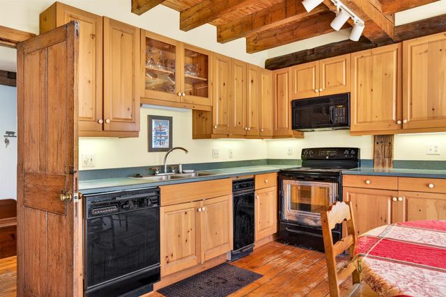 848 Mad Tom Road, Dorset, VT 05253