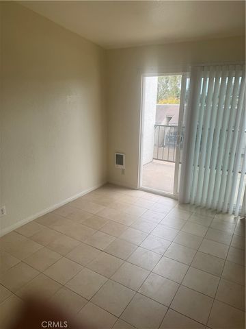1015 N parton H, Santa Ana, CA 92701