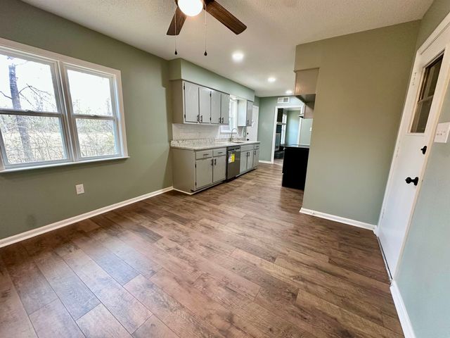 3166 LICHEN DR, Bartlett, TN 38134