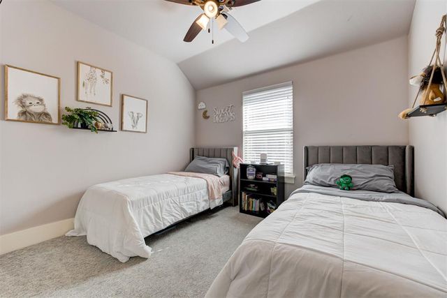 11124 Fairways Avenue, Yukon, OK 73099