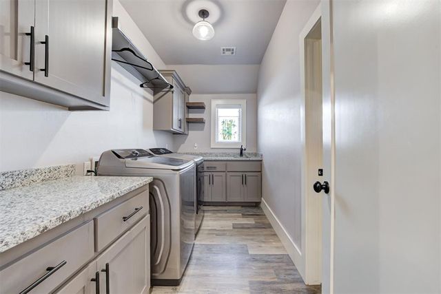 11124 Fairways Avenue, Yukon, OK 73099