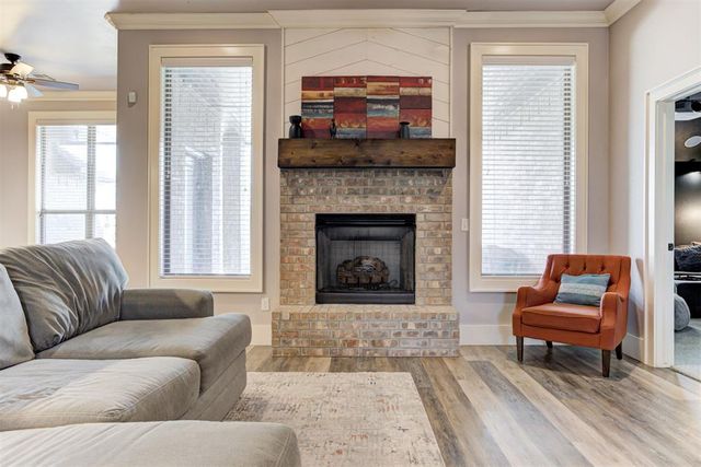 11124 Fairways Avenue, Yukon, OK 73099