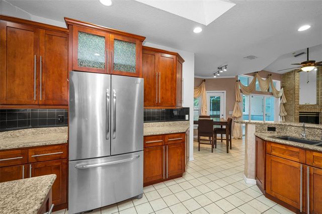 2714 RESNIK CIRCLE W, Palm Harbor, FL 34683