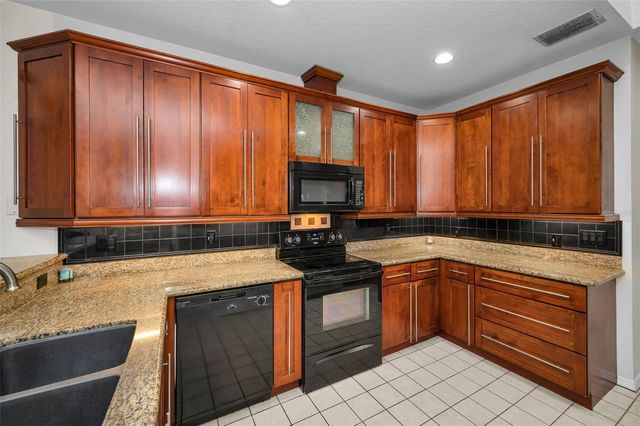 2714 RESNIK CIRCLE W, Palm Harbor, FL 34683