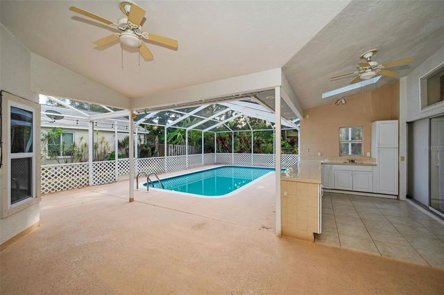 2714 RESNIK CIRCLE W, Palm Harbor, FL 34683