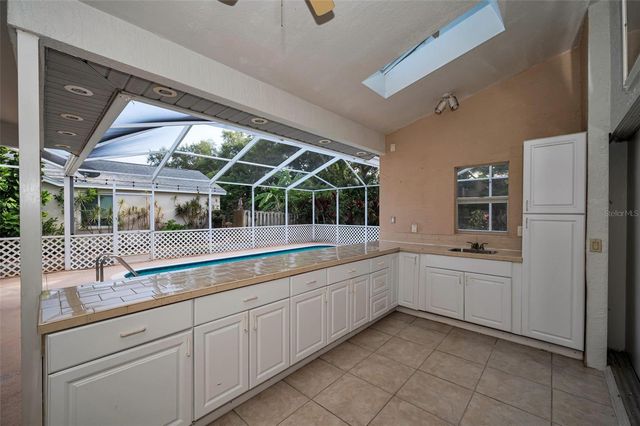 2714 RESNIK CIRCLE W, Palm Harbor, FL 34683
