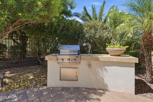 1609 E HESPERUS Way, Queen Creek, AZ 85140