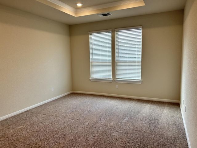 26 Snowy Plover LN, Leander, TX 78642