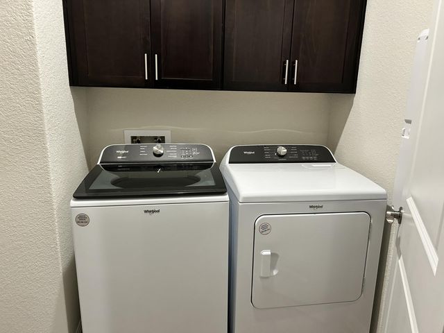 26 Snowy Plover LN, Leander, TX 78642