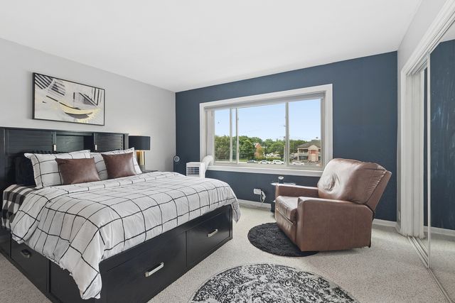 2634 Central Drive 2E, Flossmoor, IL 60422