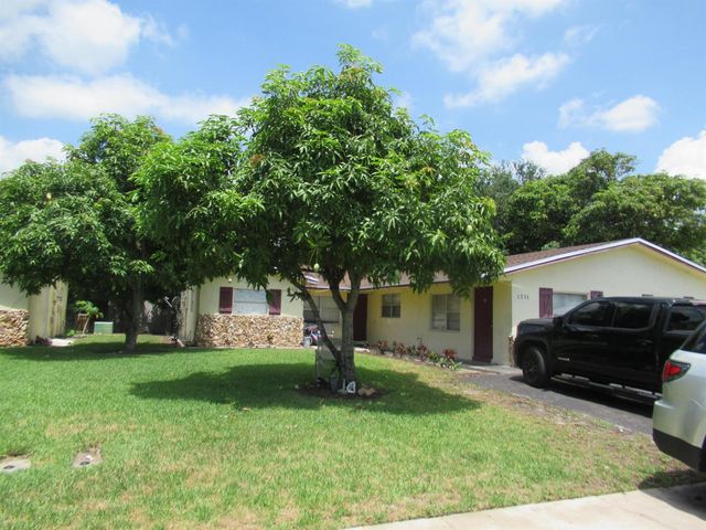 1211 SW 11th Avenue 1-2, Deerfield Beach, FL 33441