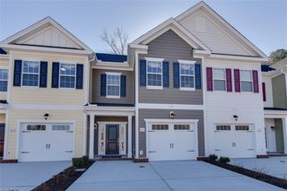 2210 Nob Hill LN, Chesapeake, VA 23321