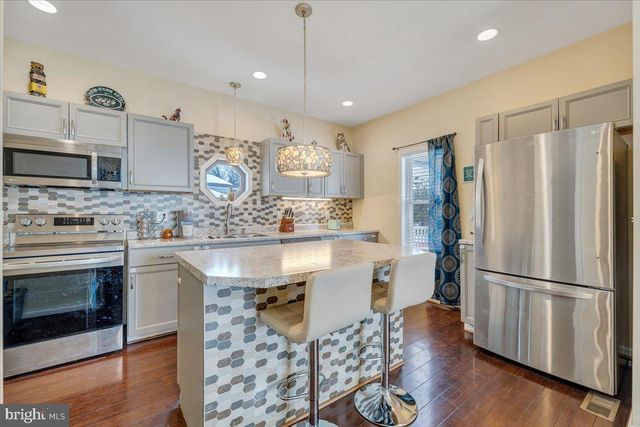 4711 SURREY AVE NW, Roanoke, VA 24017