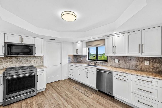 900 NE Spanish River Boulevard 7e, Boca Raton, FL 33431