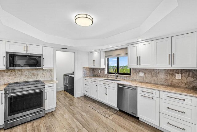 900 NE Spanish River Boulevard 7e, Boca Raton, FL 33431