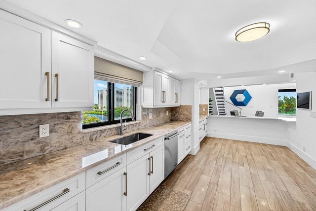 900 NE Spanish River Boulevard 7e, Boca Raton, FL 33431