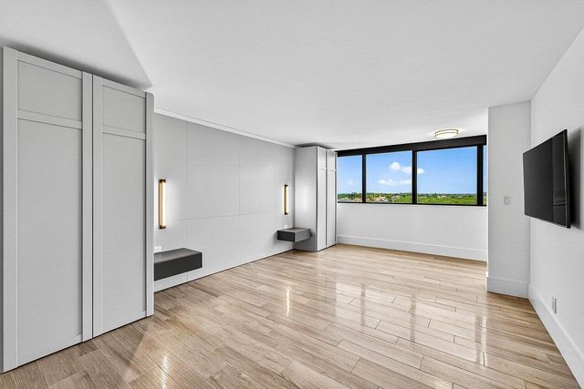 900 NE Spanish River Boulevard 7e, Boca Raton, FL 33431