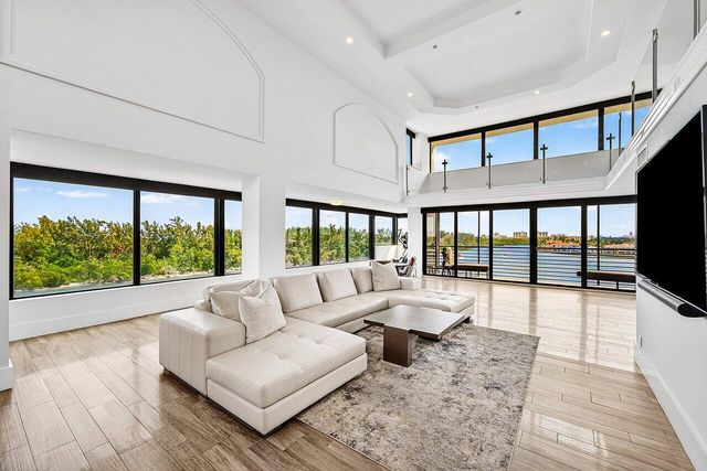 900 NE Spanish River Boulevard 7e, Boca Raton, FL 33431