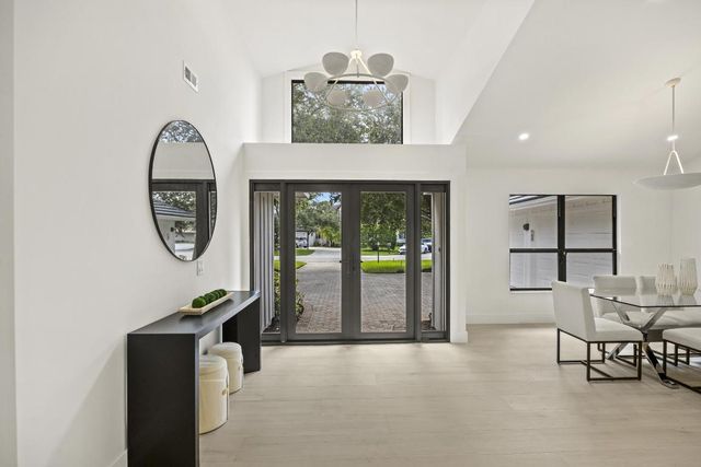 3 Aiden Court, Palm Beach Gardens, FL 33418