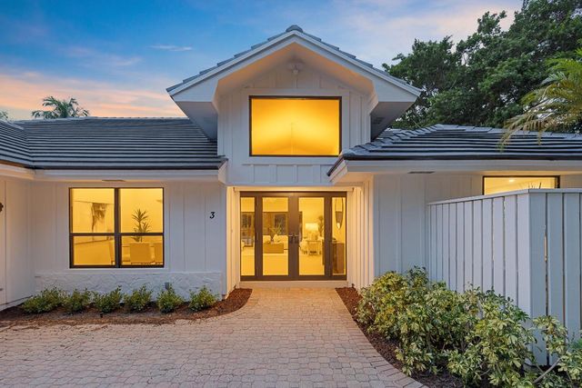 3 Aiden Court, Palm Beach Gardens, FL 33418
