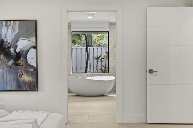 3 Aiden Court, Palm Beach Gardens, FL 33418