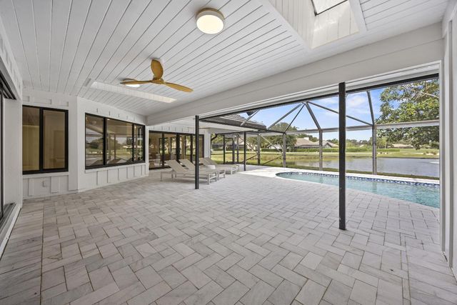 3 Aiden Court, Palm Beach Gardens, FL 33418