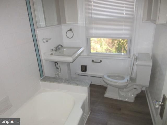 407 W WAVERLY RD, Glenside, PA 19038