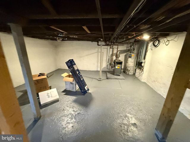 407 W WAVERLY RD, Glenside, PA 19038