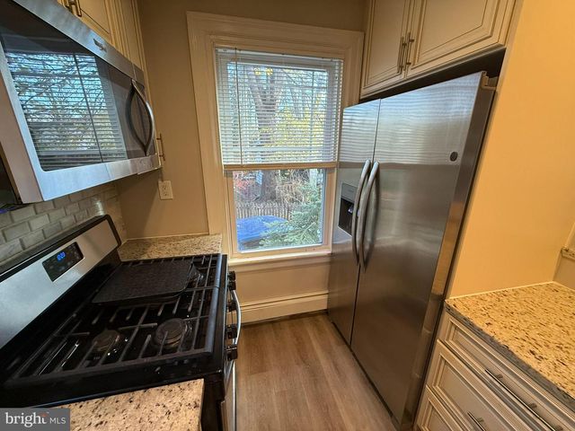 407 W WAVERLY RD, Glenside, PA 19038