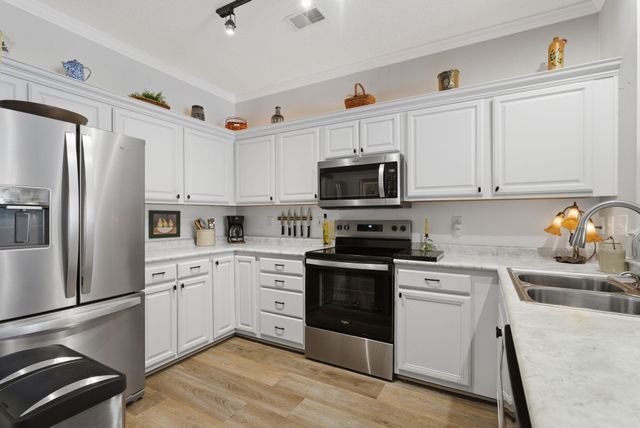 131 Greenside Villas Dr Unit B4, Little River, SC 29566