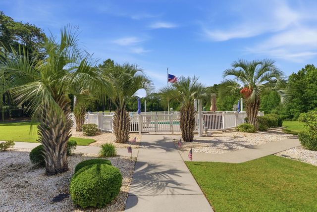 131 Greenside Villas Dr Unit B4, Little River, SC 29566