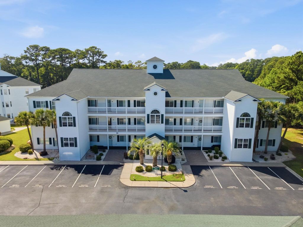 131 Greenside Villas Dr Unit B4, Little River, SC 29566