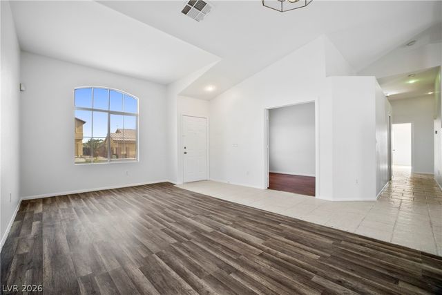 6525 Begonia Bay Avenue, Las Vegas, NV 89142