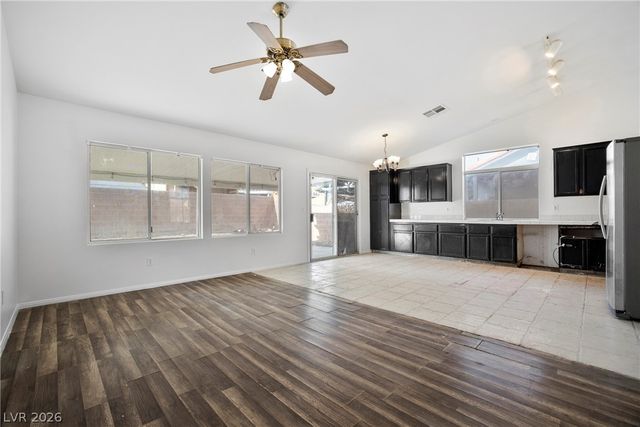 6525 Begonia Bay Avenue, Las Vegas, NV 89142