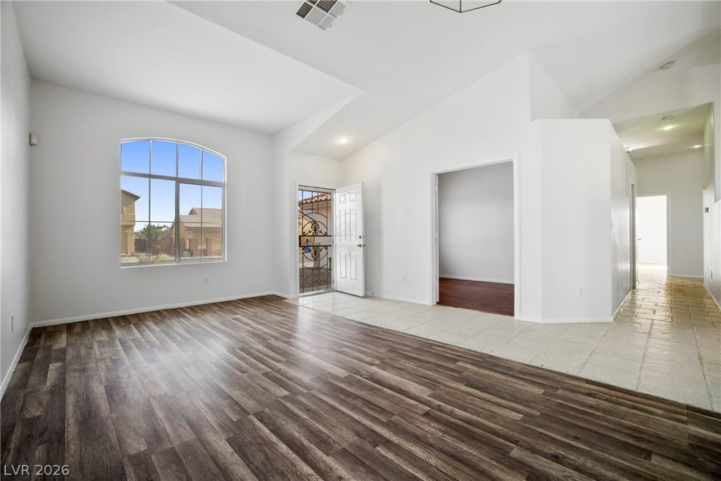 6525 Begonia Bay Avenue, Las Vegas, NV 89142 — photo 3