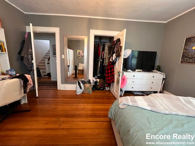 9 Kenwood St. 1, Brookline, MA 02446