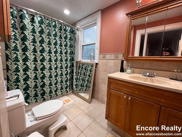 9 Kenwood St. 1, Brookline, MA 02446