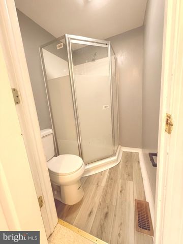 733 N LENOLA RD, Moorestown, NJ 08057