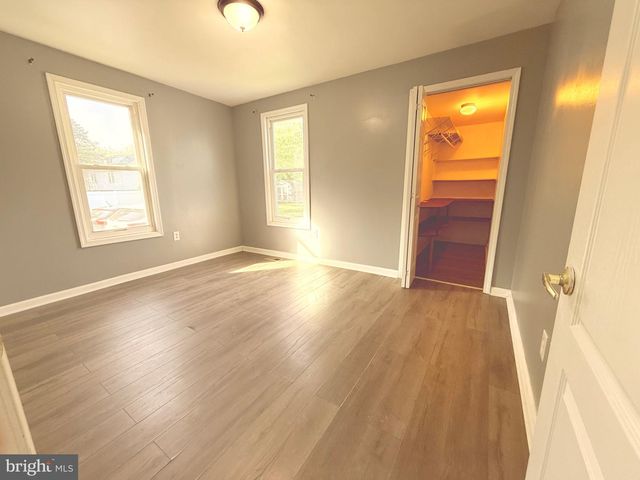 733 N LENOLA RD, Moorestown, NJ 08057