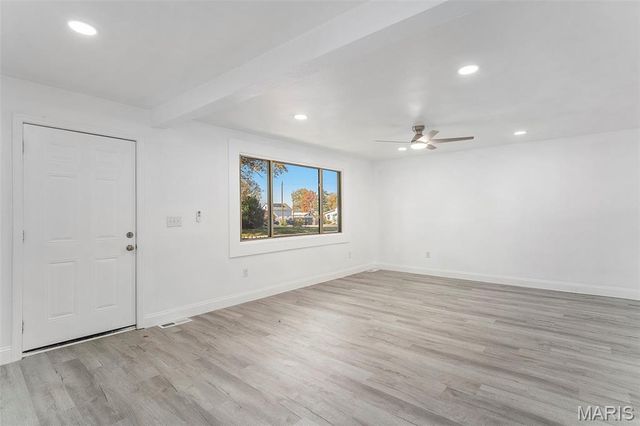 2109 S 3rd Street, Fayetteville, IL 62258