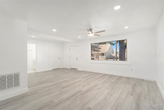 2109 S 3rd Street, Fayetteville, IL 62258